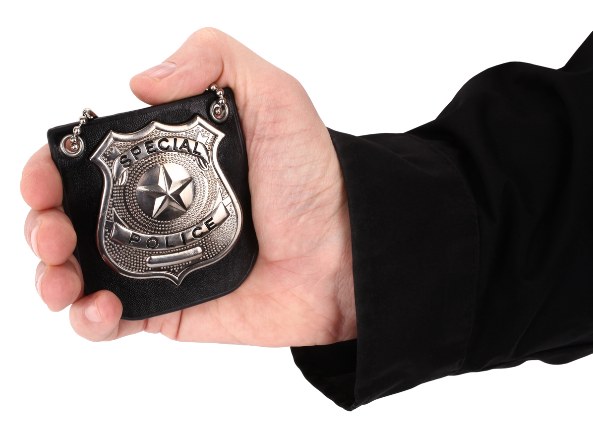 Officer accused of killing accident victim in wrongful death suit
