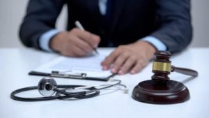 What’s the Difference Between a Claim and a Lawsuit?