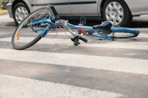 ¿Cómo puede un abogado experimentado en lesiones personales del Bronx aumentar mi indemnización tras un accidente de bicicleta?