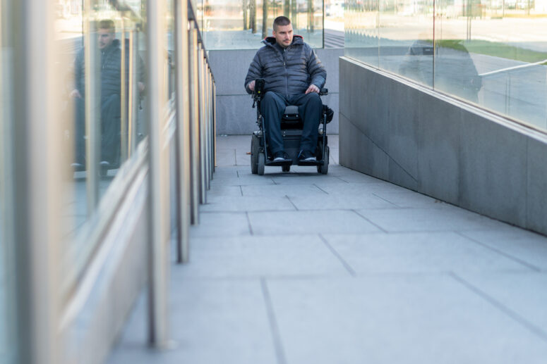 Difference Between Quadriplegia and Paraplegia