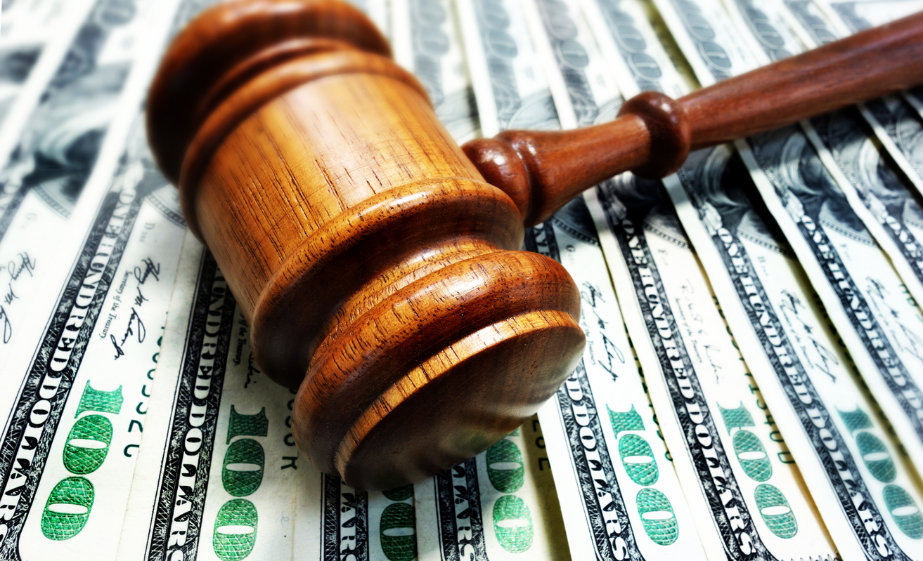 Personal Injury Attorney Fees: How Much Lawyers Charge in NYC